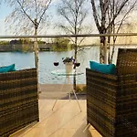 Moloo I Lägenhet Ostróda