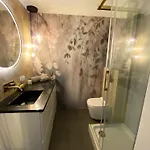 Moloo I * אוסטראודה