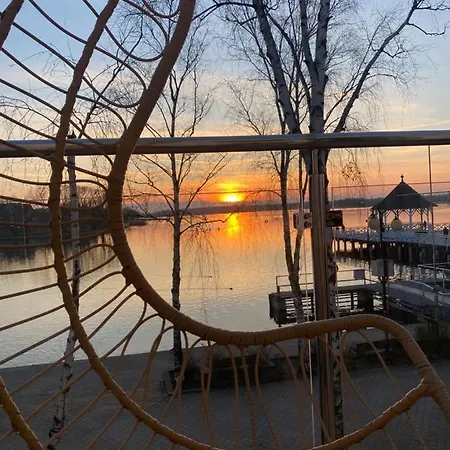 Moloo I * 奥斯特罗达