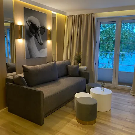 Moloo I 奥斯特罗达